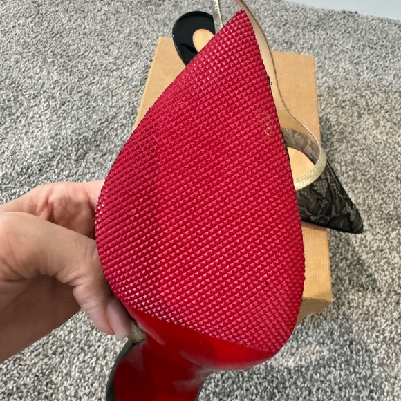 Authentic Louboutin heels. - Picture 6 of 7